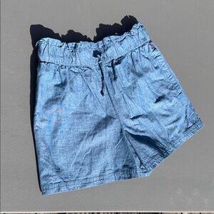 🎀Size 12 girls Levi's Light Blue High Waist Shorts NWOT